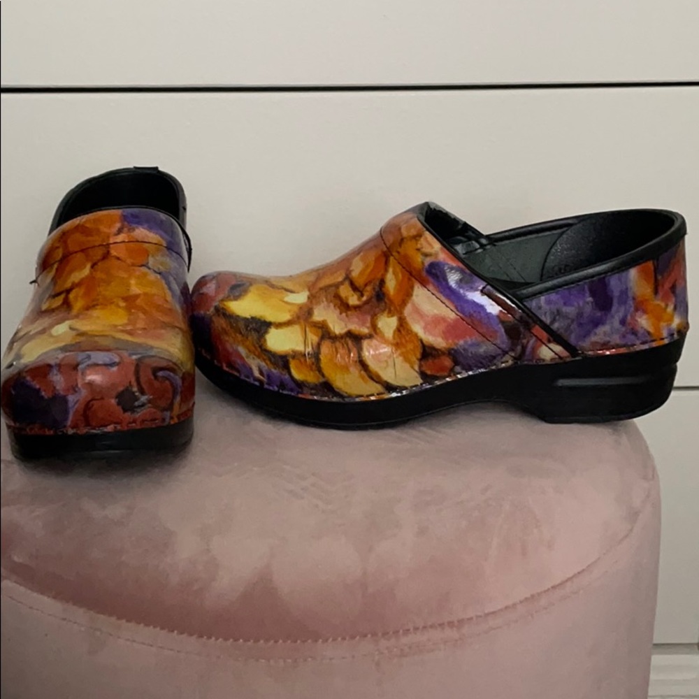 Dansko LT Pro Clogs